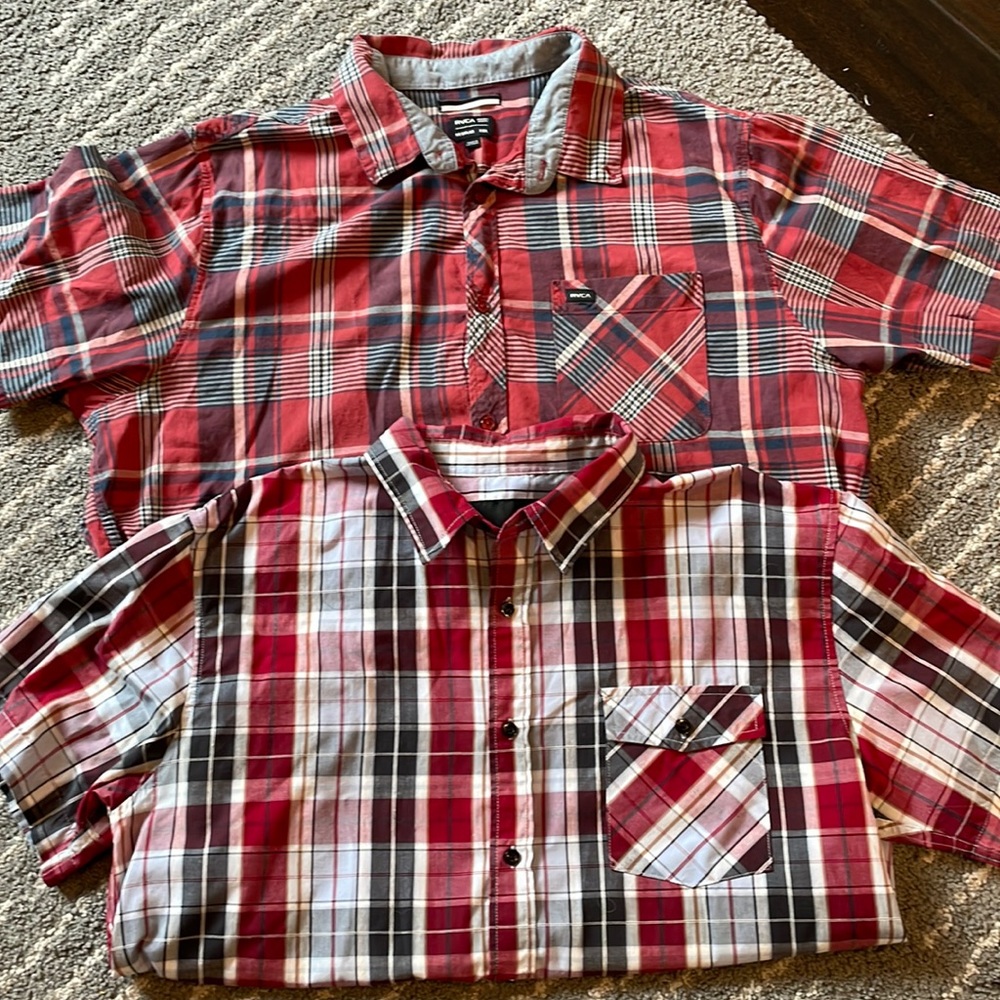 BUNDLE! 2 Men’s short sleeve button up